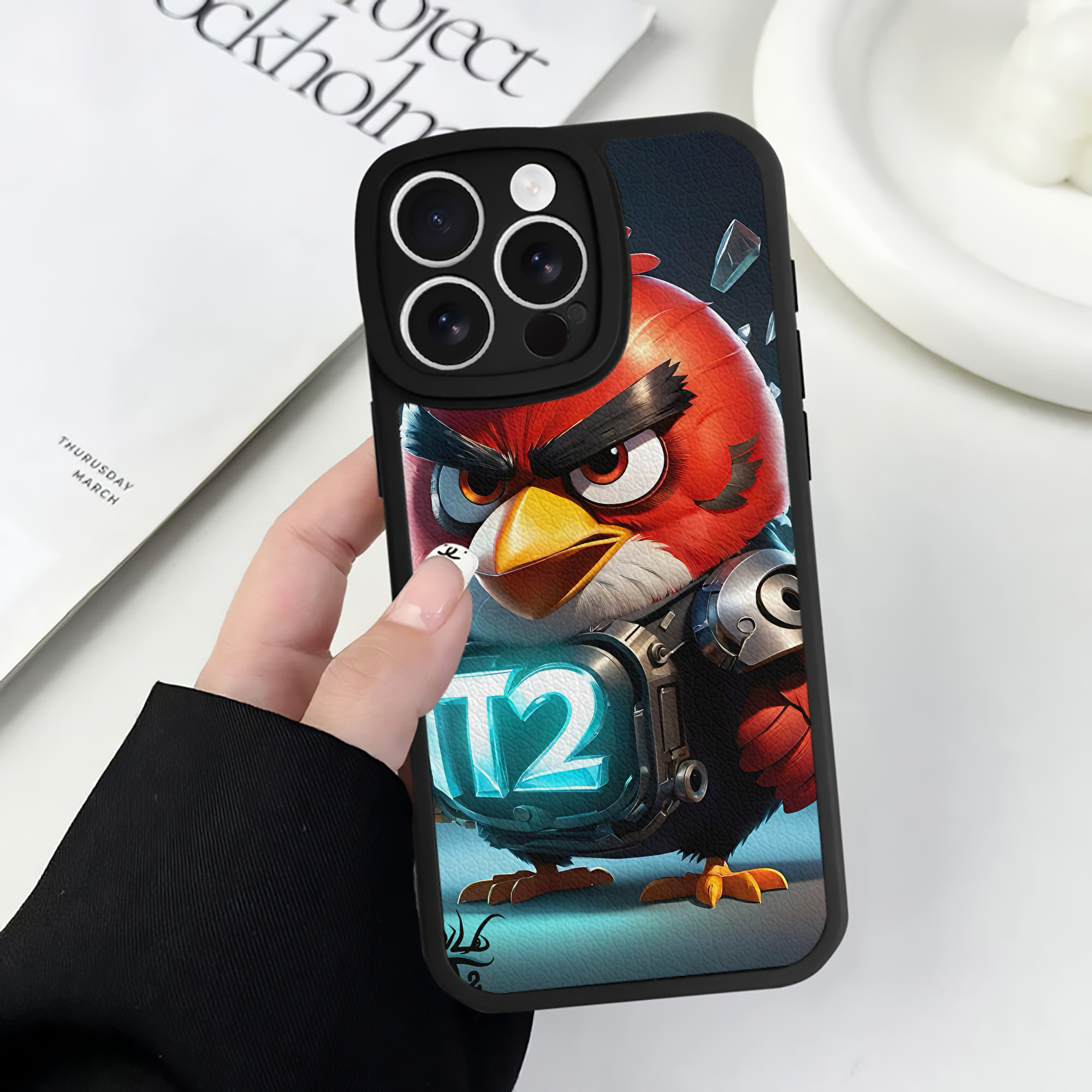 （画像用） Angry Birds アングリーバード 【iPhone 16シリーズ対応】シリコンスマホケース（レザー調） 材質：シリコン